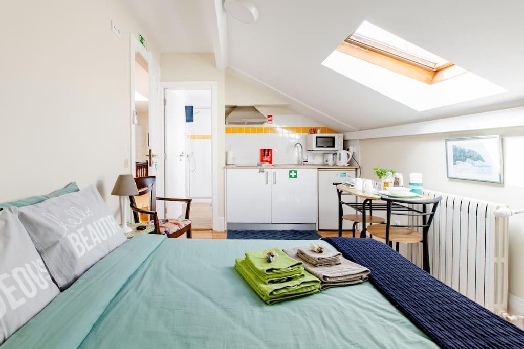 Sky Accommodations Barcelona Studio Coimbra Eksteriør billede